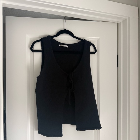 Abercrombie & Fitch Black Textured Tie-Front Tank - Picture 11 of 12